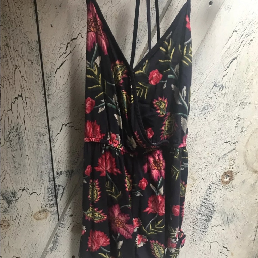 Romper - Picture 2 of 3